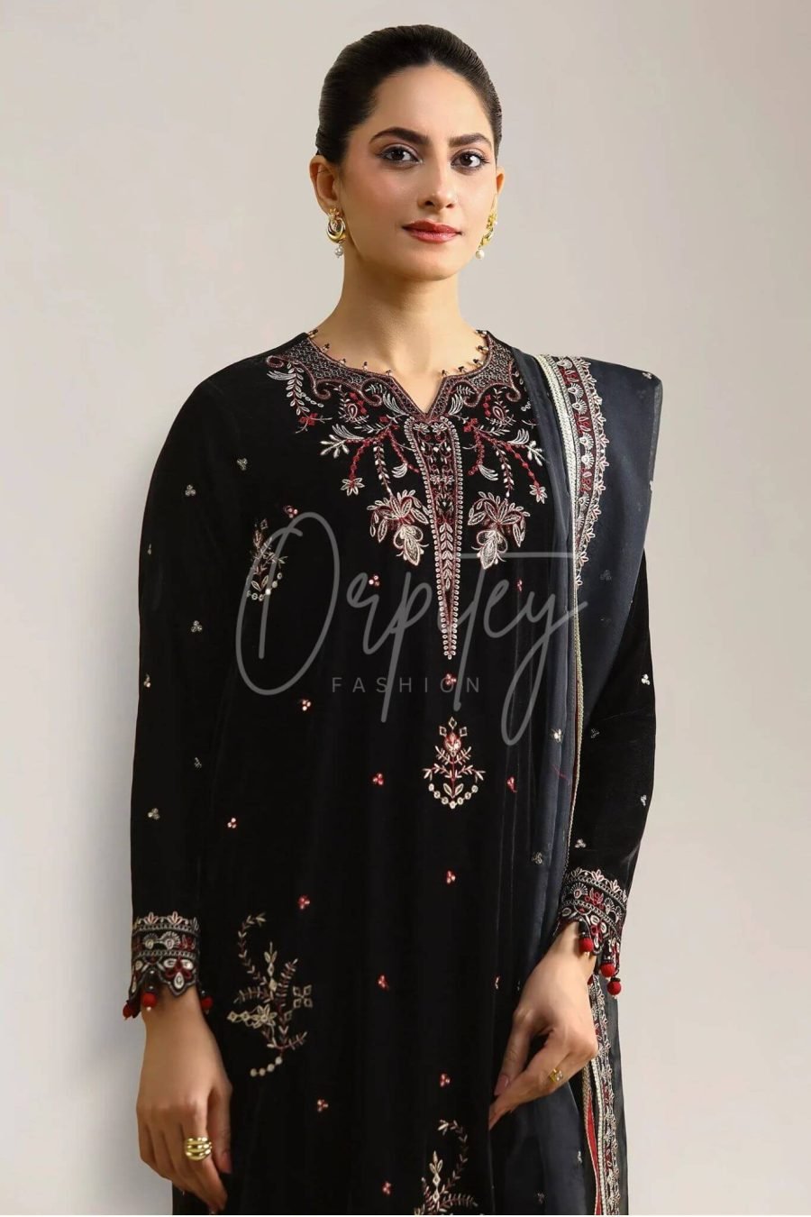 Luxurious Pakistani-Inspired Velvet 3PC